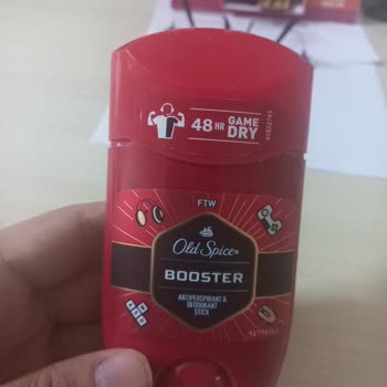 Old Spice дезодорант оставил пятна на одежде