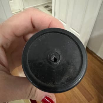 Delik Ürün Geldi, İçeriği Belirsiz