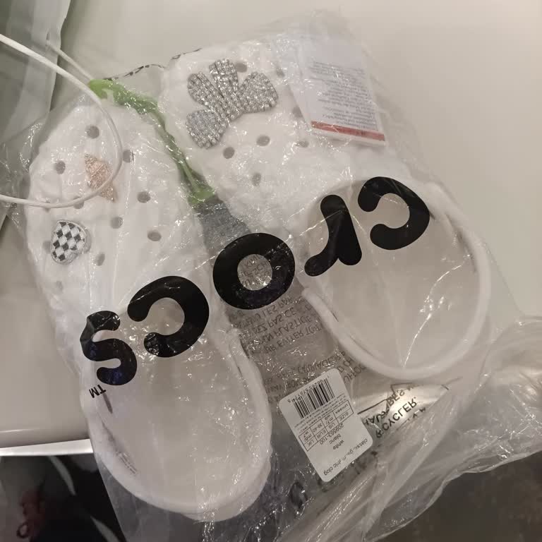 Crocs Mağazasında Değişim Sorunu: Uzak Mesafe Mağduriyeti