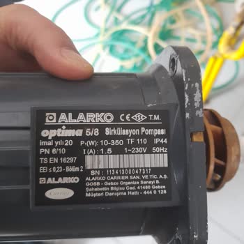 Okulda Sürekli Arızalanan Sirkülasyon Pompaları Öğrencileri Mağdur Ediyor