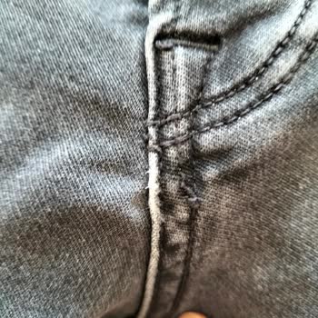 Yıpranmış Jean İçin Hayal Kırıklığı