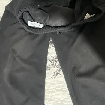 Zara Pantolonun Hızla Eskimesi