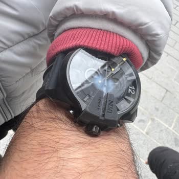 Saat & Saat İle Hayal Kırıklığı: Buharlanan Saat Ve İletişim Sorunları
