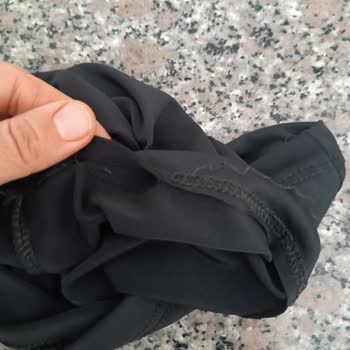 Lekeli Ceket Ve Sökük Bluz Sorunu