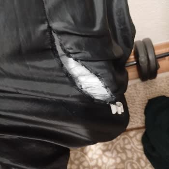 Yelek Kalitesizliği: Sürekli Yırtılan Cepler Ve Astar