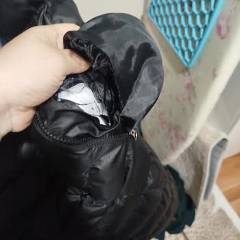 Yelek Kalitesizliği: Sürekli Yırtılan Cepler Ve Astar