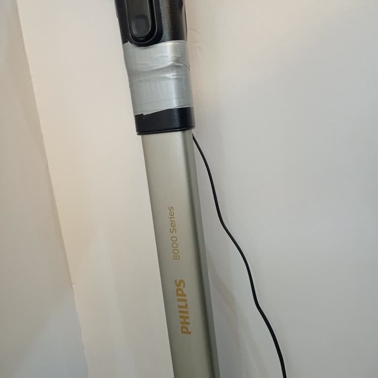 Philips 8000 Serisi Süpürge Sapı Kırıldı