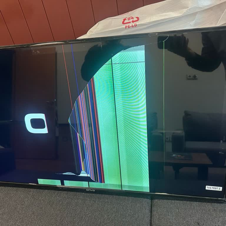Pazarama'dan Alınan Kırık Televizyon Ve Çözüm Bulunamayan Mağduriyet