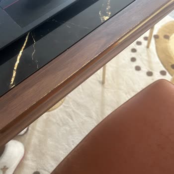 Bellona Yemek Masası Takımında Beklenmedik Renk Açılması