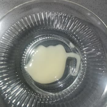 Şeffaf Çikolata Sosu Hayal Kırıklığı