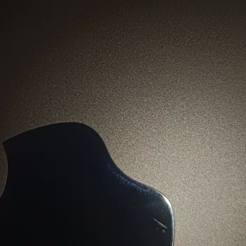 MacBook M2'de Görsel Kusurlar Ve Garanti Endişesi