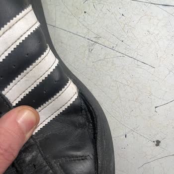 Adidas Ayakkabıda Tekrarlayan Üretim Hatası Ve Değişim Sorunu