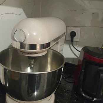 Karaca Mutfak Şefi Performans Sorunları Ve İade Talebi