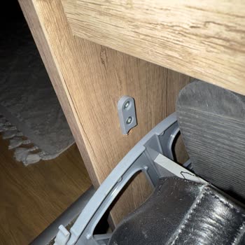 Adore Mobilya Plastik Aparat Sorunu