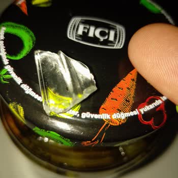 Cam Parçası Tehlikesi: Jalapeno Turşusunda Şok!