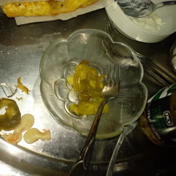 Cam Parçası Tehlikesi: Jalapeno Turşusunda Şok!