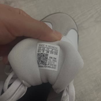 Yanlış Numara Kontrolü: FLO Mağazasında Karışıklık