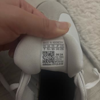 Yanlış Numara Kontrolü: FLO Mağazasında Karışıklık