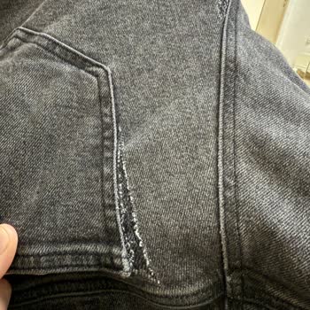 Güvenimizi Sarsan Mavi Pantolon: Kalite Nerede?