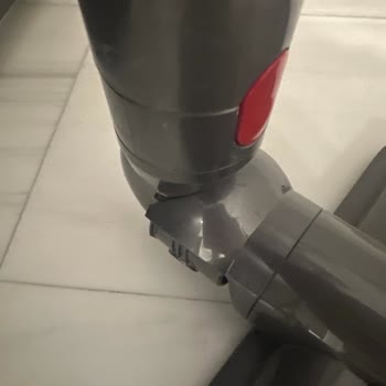 Dyson Süpürge: Kısa Sürede Soyulma Ve Kırılma Sorunları