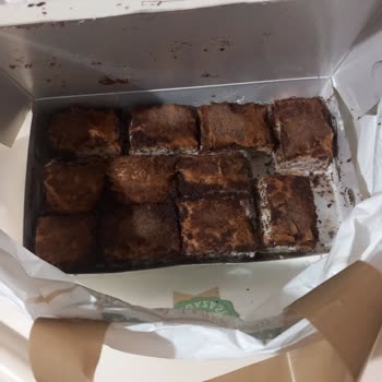 Küflü Baklava Ve Kötü Hizmet Deneyimi