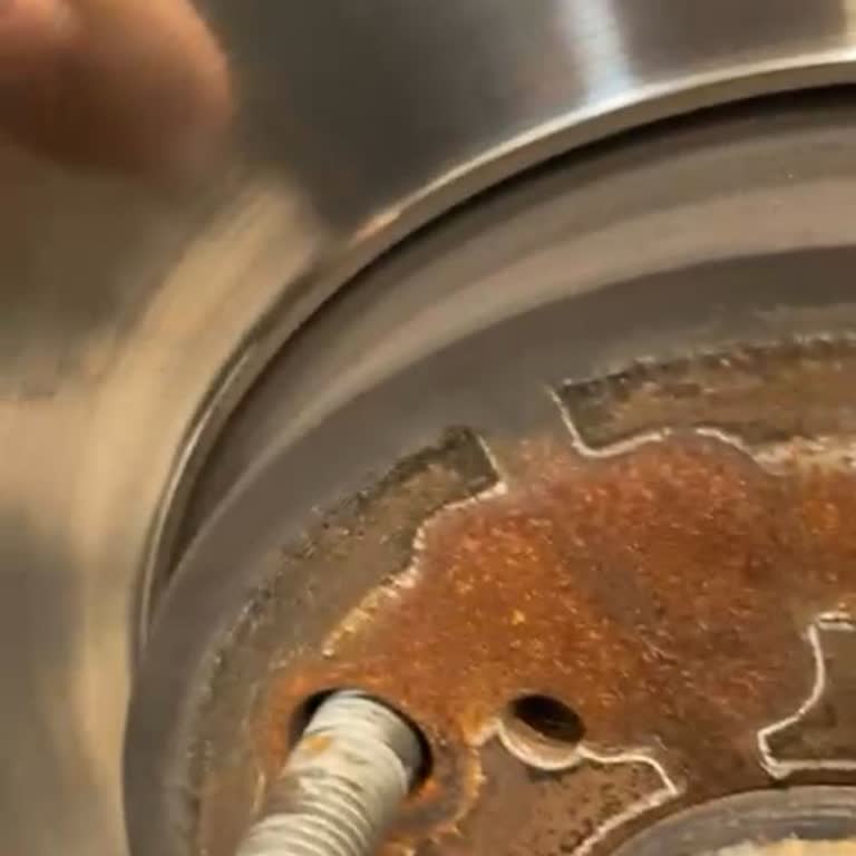 Toyota Corolla'nın Fren Problemi Bitmek Bilmiyor