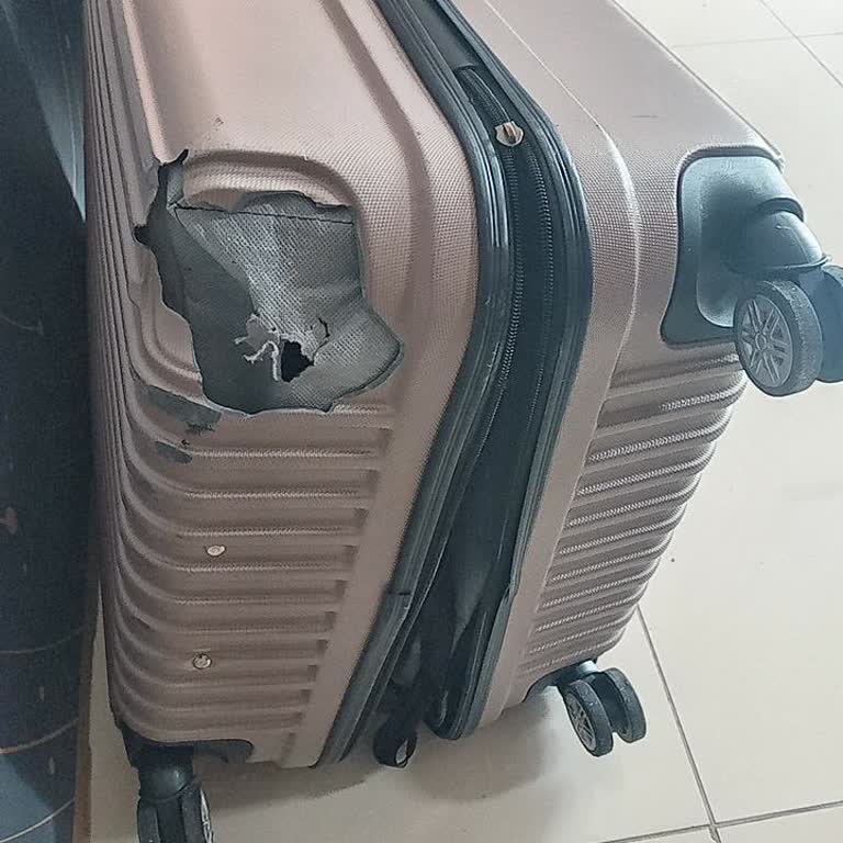 Bavul Hasarı Ve İletişim Eksikliği