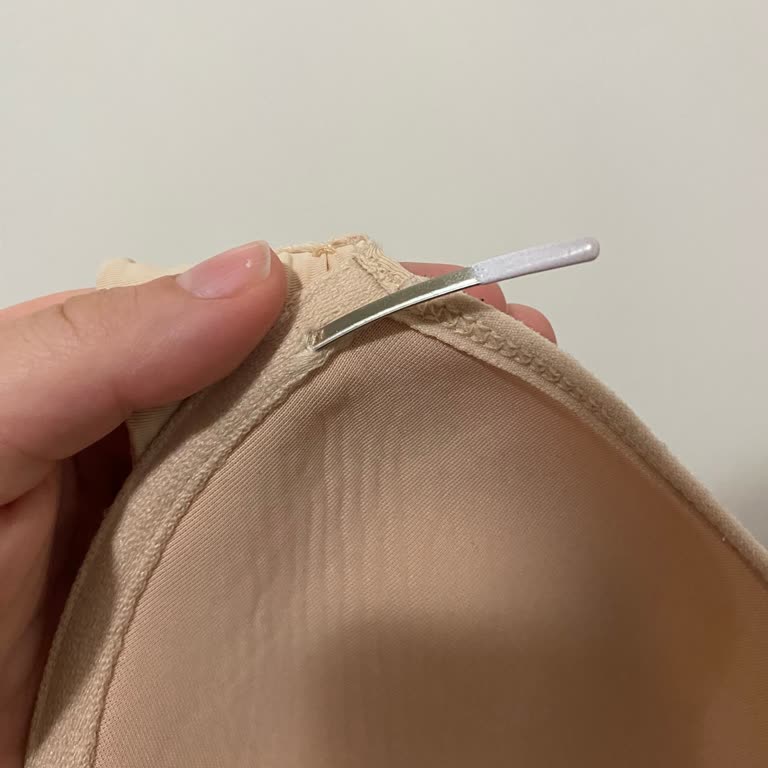 Sütyen Demiri Sağlığımı Tehdit Ediyor