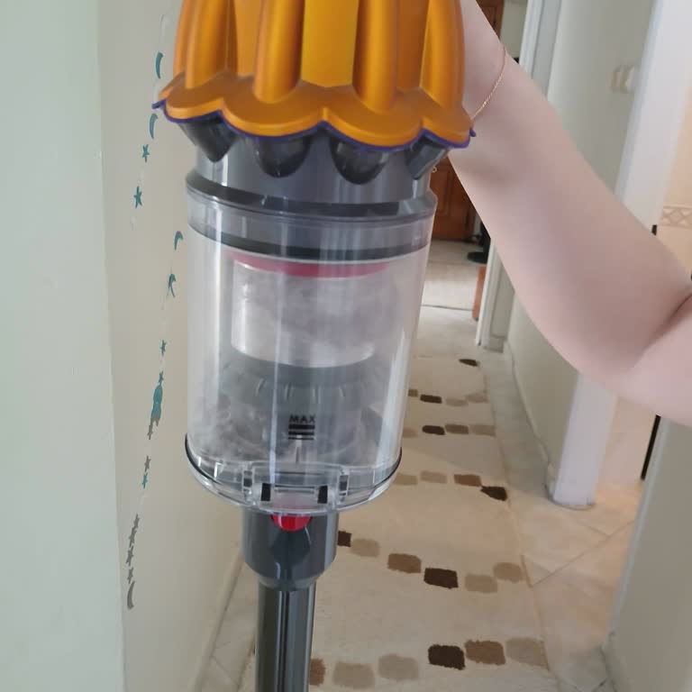 My Dyson V12 Keeps Showing “Airways Blocked” and Filter Still Not Delivered