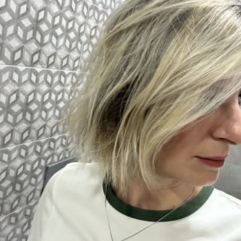 Hayal Kırıklığı Yaratan Kuaför Deneyimi: Beklentilerin Altında Kalan Sonuç Ve Yüksek Fiyat