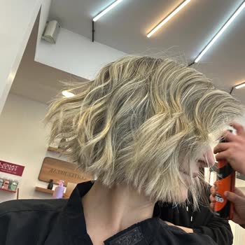 Hayal Kırıklığı Yaratan Kuaför Deneyimi: Beklentilerin Altında Kalan Sonuç Ve Yüksek Fiyat