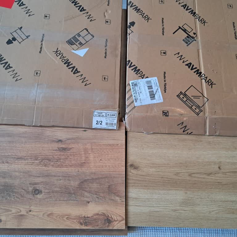 Yanlış Renkli Ürünler Ve Yetersiz Müşteri Hizmetleri