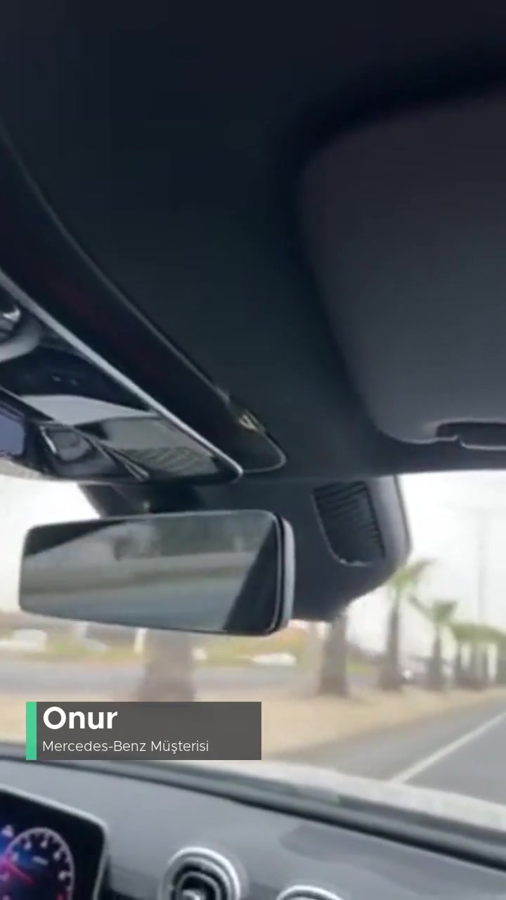 Mercedes-Benz Sıfır Aracımda Sarkan Elektrik Kabloları! videonun kapak resmi