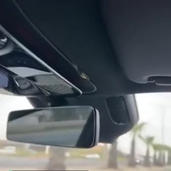 Mercedes-Benz Sıfır Aracımda Sarkan Elektrik Kabloları!