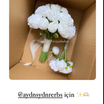 Düğün Gününde Yanlış Çiçek Ve Üslupsuz Cevaplar