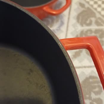 Lava Tencerelerde Paslanma Ve Müşteri Hizmetleri Sorunu