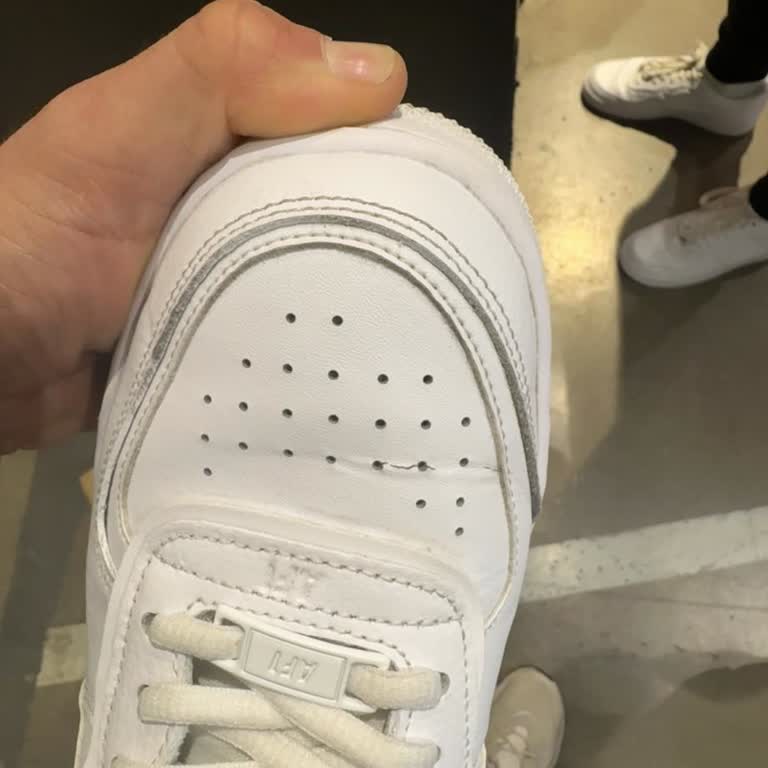 Nike Ayakkabı Kalite Sorunu Ve Yetersiz Müşteri Hizmeti