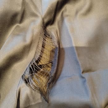 Kaliteli Denilen Takım Elbisenin Hayal Kırıklığı