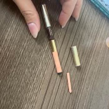 Problema de calidad con lápiz de ojos Estee Lauder