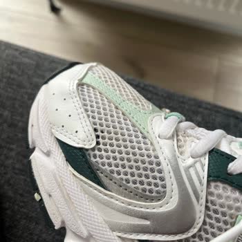 New Balance Ayakkabıda Beklenmedik Aşınma Sorunu