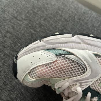 New Balance Ayakkabıda Beklenmedik Aşınma Sorunu