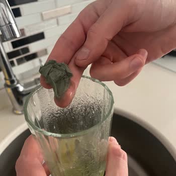 Sağlığımızı Tehdit Eden Meyve Suyu Deneyimi