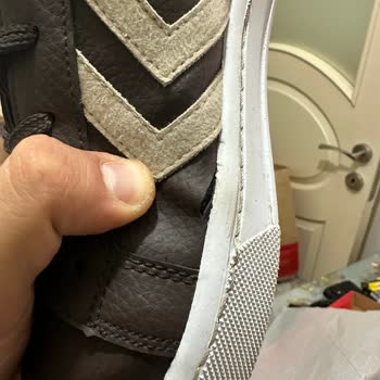 Hummel Ayakkabı 1 Ayda Açıldı Şaşkınlık Ve Hayal Kırıklığı