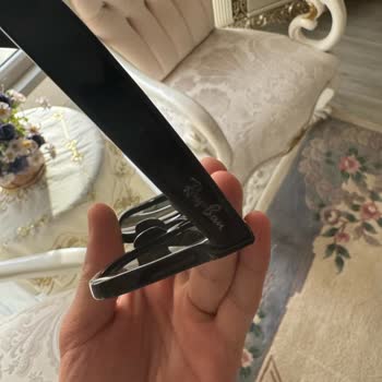 Rayban Gözlük Logolarında Kararma Sorunu