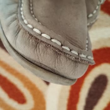 FLO Ayakkabıda Üretim Hatası İddiası Ve Müşteri Mağduriyeti