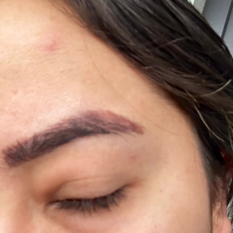 Güzellik Merkezinde Kaş Mağduriyeti