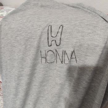 Yanıltıcı Ürün: Elle Çizilmiş Honda Amblemi