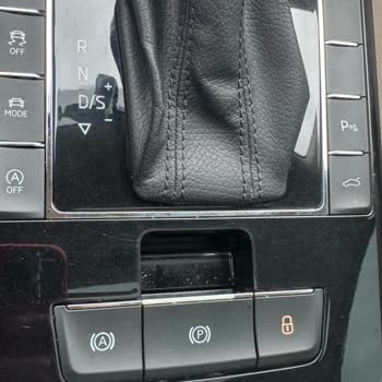 Skoda Servisinde Hayal Kırıklığı: Araç Teslimatı Ve Temizlik Sorunları