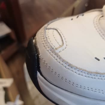 Nike Air Monarch Ayakkabıda Sürekli Sorunlar