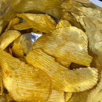 Cips Paketinden Çıkan Şok Edici Kıl